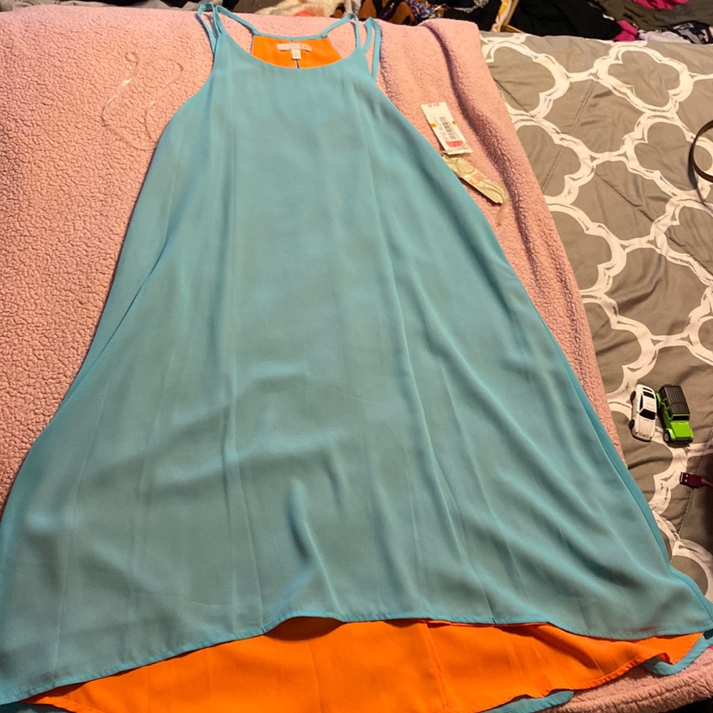 this beautiful flowing dress